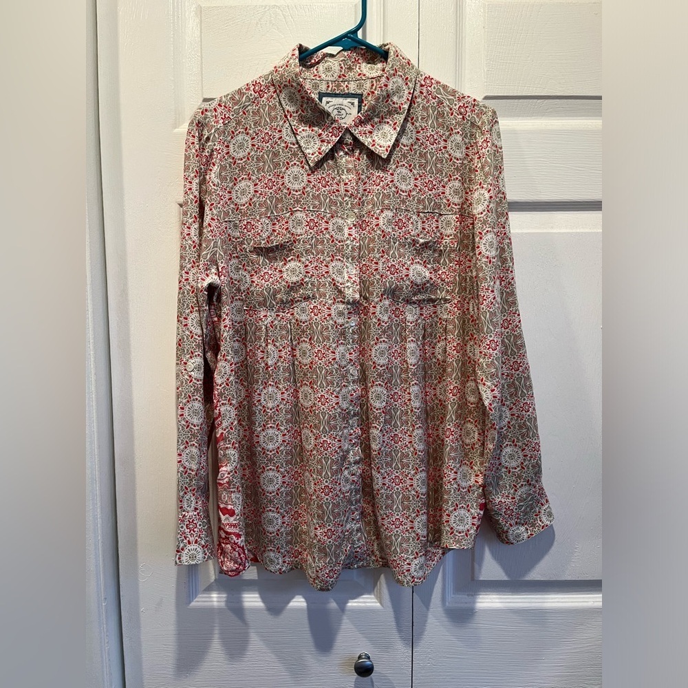 Patterned Style & Co Button Up Blouse - 2 different patterns on front & back